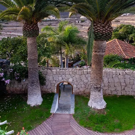 Serenitas וילה ארונה