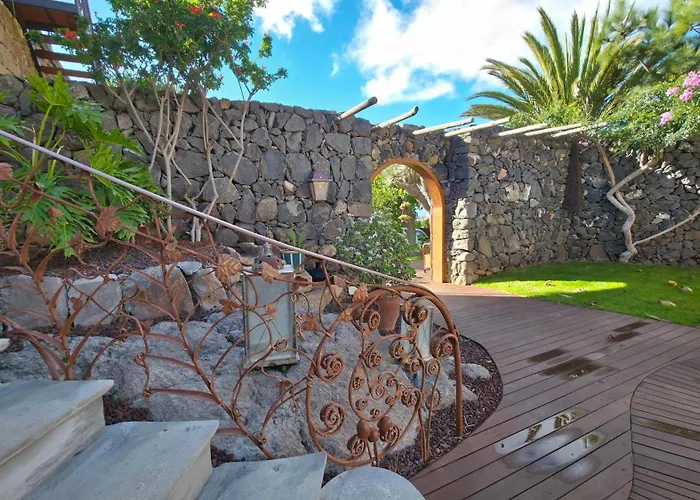 Serenitas 别墅 阿罗纳